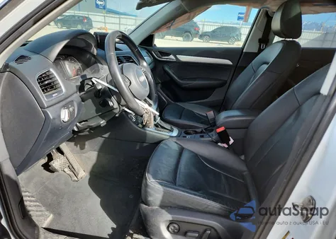 2015 Audi Q3 Prestige z USA, uszkodzony, nr VIN WA1GFCFS6FR004897